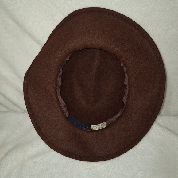 Burberry Hat - Picture 4 of 12